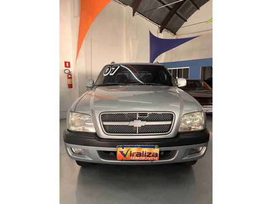 CHEVROLET S10 2.4 ADVANTAGE 4X2 CD 8V FLEX 4P MANUAL CHEVROLET S10 2.4 ADVANTAGE 4X2 CD 8V FLEX 4P MANUAL